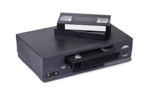 CHERCHE "bidouilleur" / "réparateur" de lecteur K7 video VHS, Contacts & Messages, Appels Sport, Hobby & Loisirs