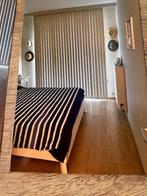 Wit bed zonder matras, Ophalen, Gebruikt, Twijfelaar, Modern