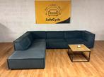 By Side – Blauwe design hoekzetel | Luxueus & ruim, Huis en Inrichting, Zetels | Voetbanken en poefs, Ophalen of Verzenden, Zo goed als nieuw