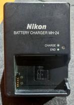 Nikon Batterijlader MH-24, Ophalen of Verzenden, Gebruikt