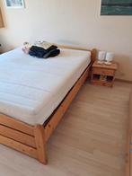 Bed grenen hout + dubbele lattenbodems + 2 nachtkastjes, Ophalen, Bruin, Klassiek, Tweepersoons