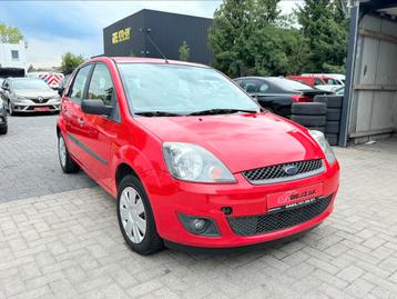 Ford Fiesta 1.4i met keuring ! beschikbaar voor biedingen