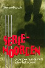 (b372) Seriemoorden,  de mens achter het monster, Boeken, Verzenden, Gelezen