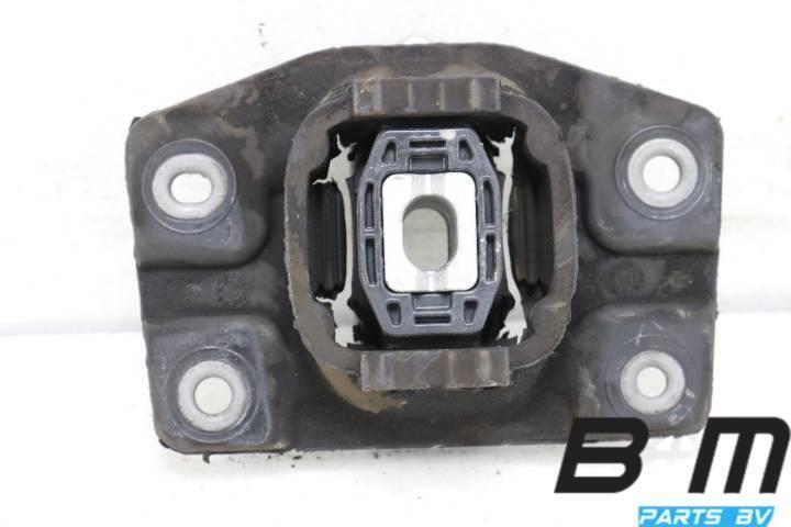 Versnellingsbaksteun links VW UP! 1S0199555A, Auto-onderdelen, Motor en Toebehoren, Gebruikt