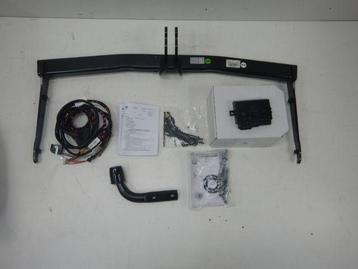 VW Golf 8 5H Vaste Trekhaak Compleet Nieuw 5H0092103 beschikbaar voor biedingen