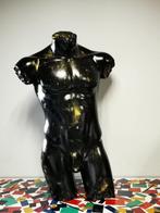 "Golden boy", Ophalen