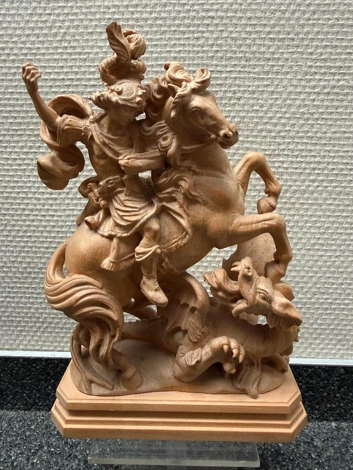 Heilige Georg en de draak houtsnijwerk (Duits). circa 1996, Antiek en Kunst, Kunst | Beelden en Houtsnijwerken, Ophalen of Verzenden
