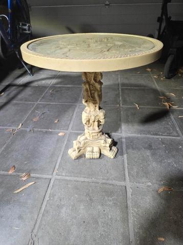 table ancienne, Enlèvement