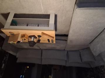 Salon beschikbaar voor biedingen