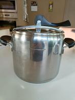 Lagostina snelkoker, Huis en Inrichting, Keuken | Potten en Pannen, Inox, Gebruikt, Keramische plaat, Ophalen
