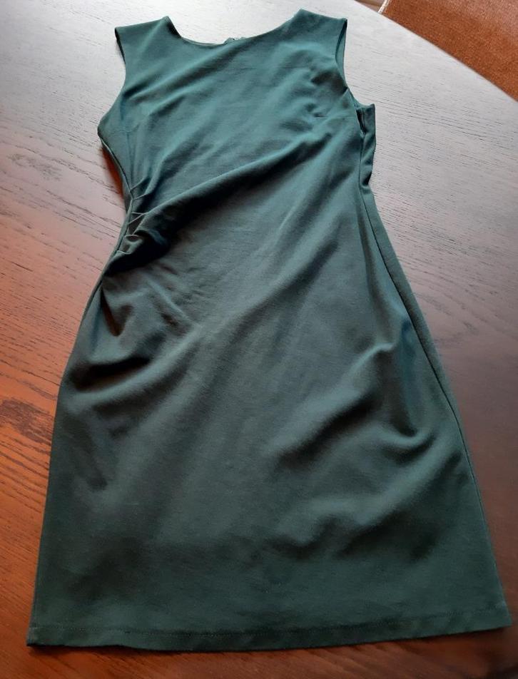 Stijlvolle aansluitende groene jurk maat 38, Kleding | Dames, Jurken, Maat 38/40 (M), Blauw, Ophalen of Verzenden