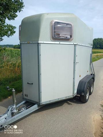 Remorque pour 2 chevaux de la marque Bockmann avec fond en a, Enlèvement, Comme neuf