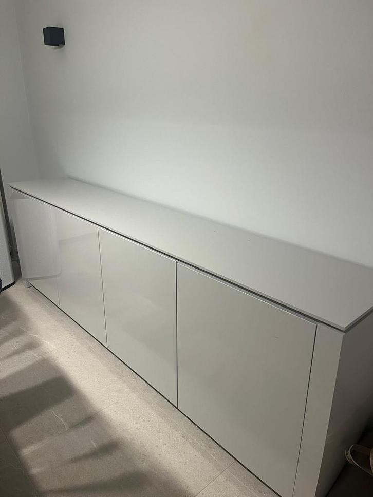 Moderne dressoir, Huis en Inrichting, Kasten | Dressoirs, Zo goed als nieuw, Ophalen