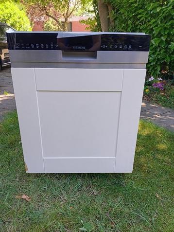 Siemens inbouw  vaatwasmachine, prima staat beschikbaar voor biedingen