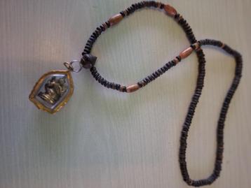 Collier thaïlandais avec amulette de Ganesha