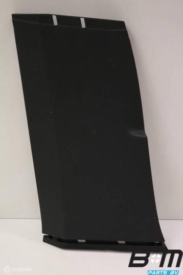 B-stijl bekleding links onder VW Arteon beschikbaar voor biedingen