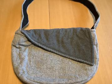 Sac besace en tissu tweed gris