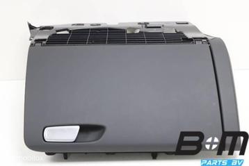 Dashboardkastje Audi A4 8K RHD 8K2857035B beschikbaar voor biedingen