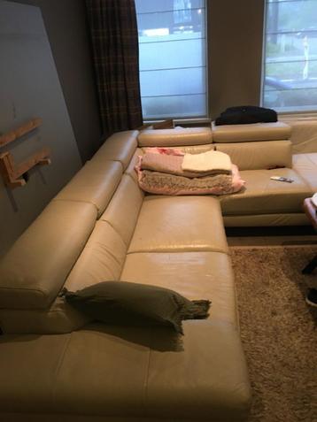 Hoekzetel te koop Echt Leder- 290cm op 228cm- beschikbaar voor biedingen