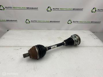 Aandrijfas linksvoor Volkswagen Audi Seat 3Q0407271A beschikbaar voor biedingen