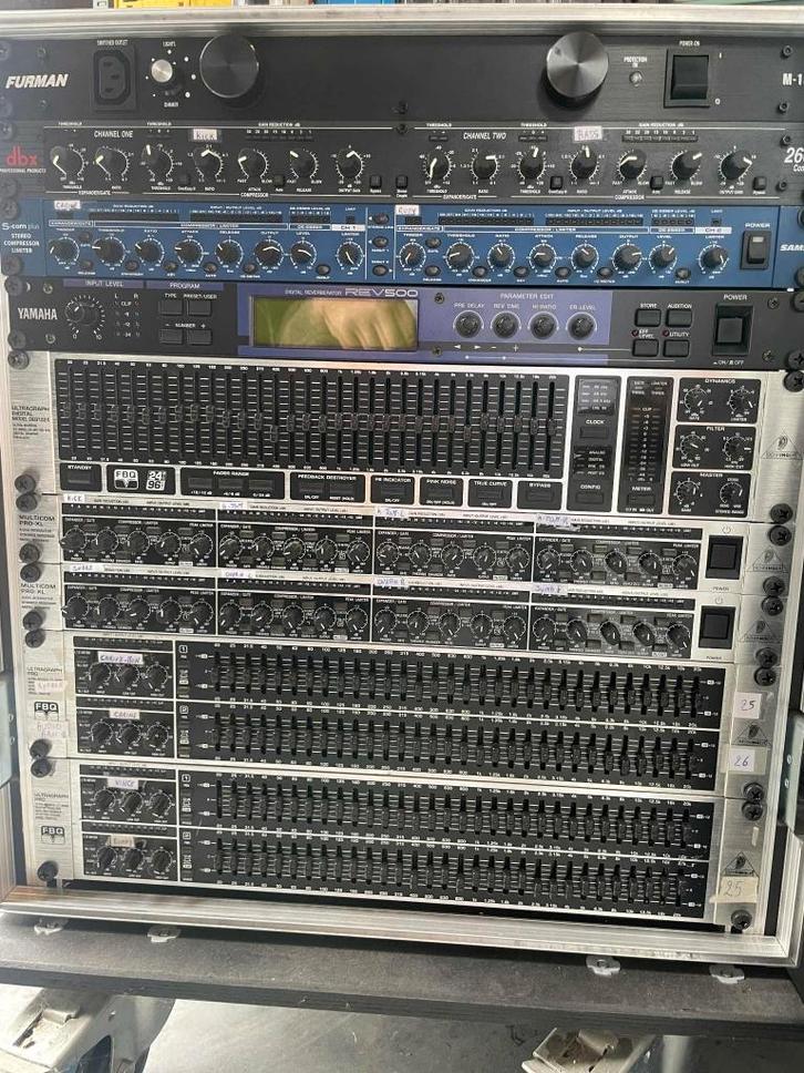 divers randapparatuur, Muziek en Instrumenten, Mengpanelen, Gebruikt, 10 tot 20 kanalen, Microfooningang, Ophalen