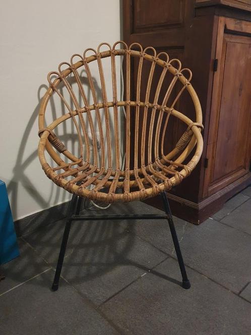 Rotan stoeltje, Huis en Inrichting, Stoelen, Gebruikt, Eén, Hout, Metaal, Riet of Rotan, Bruin, Ophalen