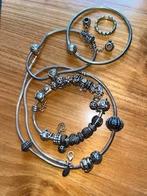 Pandora bedels enz. Valentijnskado, Handtassen en Accessoires, Bedels, Ophalen of Verzenden, Zo goed als nieuw, Zilver, Pandora