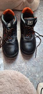 Chaussures de sécurité pointure 40, Doe-het-zelf en Bouw, Veiligheidskleding, Ophalen, Zo goed als nieuw