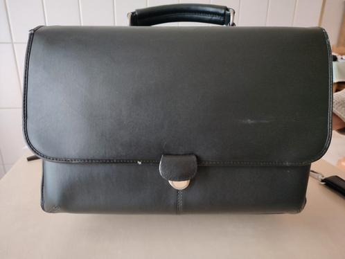 Vintage zwarte boekentas, Handtassen en Accessoires, Tassen | Schooltassen, Gebruikt, Aktetas of Boekentas, Ophalen of Verzenden