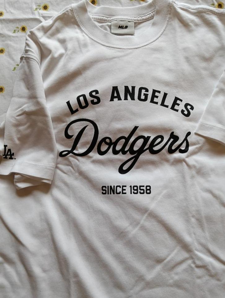 Wit/zwart baseball T-shirt LA Dodgers (te 8430 Middelkerke), Kleding | Heren, Overige Herenkleding, Gedragen, Ophalen