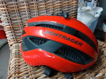 Nieuwe mountainbikehelm beschikbaar voor biedingen
