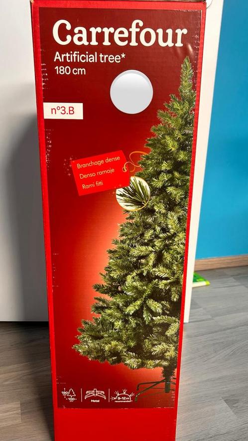 Kerstboom + ballen en lampen, Diversen, Kerst, Zo goed als nieuw, Ophalen