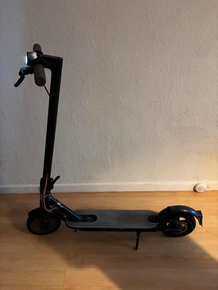 Elektrische step – Xiaomi | Antwerpen Belgie, Fietsen en Brommers, Steps, Gebruikt, Elektrische step (E-scooter), Ophalen