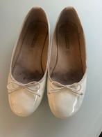 Witte ballerina 38, Kleding | Dames, Schoenen, Wit, Ballerina's, Zo goed als nieuw, Ophalen