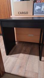 Donkerbruine bureau ikea, Ophalen, Gebruikt, Bureau