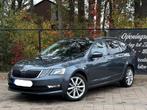 Skoda Octavia 1.6d Ambition DSG keyless carplay ACC 2019, Autos, Skoda, 1385 kg, Argent ou Gris, Achat, Euro 6