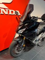 Honda Forza 750 NSS750 (bj 2021), Motoren, 750 cc, Handvatverwarming, Scooter, Bedrijf