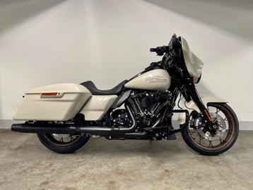 Harley-Davidson TOURING FLHXST STREET GLIDE ST (bj 2023) beschikbaar voor biedingen