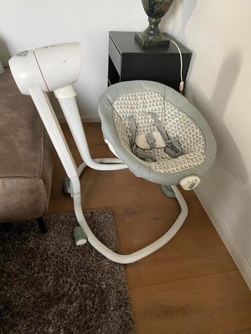 Elektrische baby wieg beschikbaar voor biedingen
