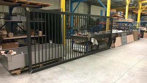 GEMOTORISEERDE SCHUIFPOORT (FAAC), Tuin en Terras, Overige Tuin en Terras, Nieuw, Ophalen