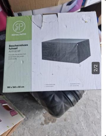 Royal patio beschermhoes tuinset beschikbaar voor biedingen