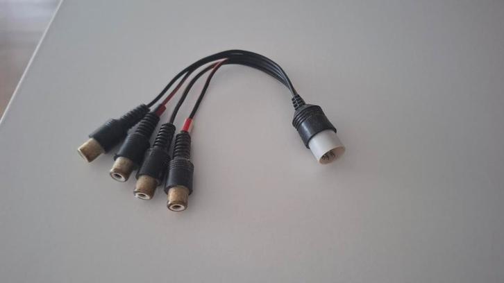 DIN mannelijk - RCA vrouwelijke adapter, Audio, Tv en Foto, Audiokabels en Televisiekabels, Gebruikt, Overige kabels, Minder dan 2 meter