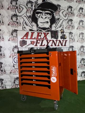 Servant 8 tiroir beschikbaar voor biedingen