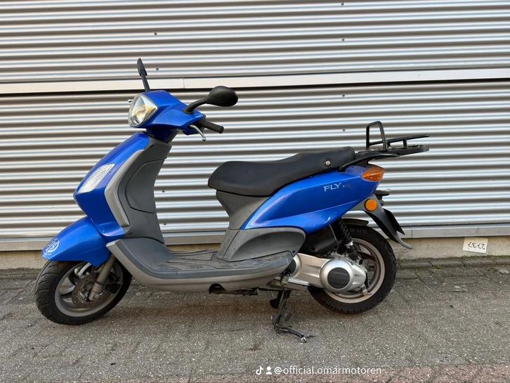 Piaggio fly 125, Fietsen en Brommers, Brommeronderdelen | Algemeen, Zo goed als nieuw, Ophalen