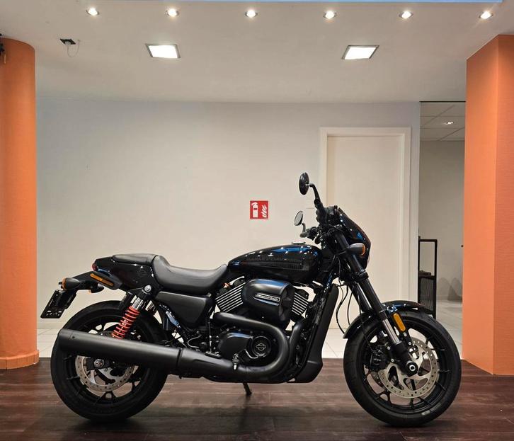 Harley-Davidson Street Rod**2018**5.642 km**Garantie, Motoren, Motoren | Harley-Davidson, Bedrijf, meer dan 35 kW, 2 cilinders