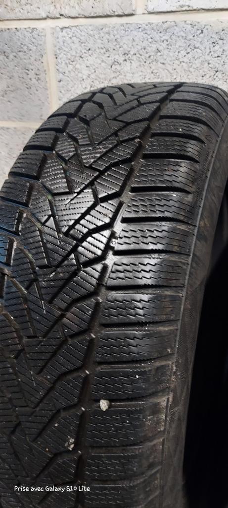 4 Uniroyal winterbanden, Auto diversen, Autosport-onderdelen, Zo goed als nieuw, Ophalen of Verzenden