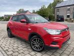 SsangYong Tivoli 1.6 Benzine – AUTOMAAT - 1 JAAR GARANTIE, Auto's, SsangYong, Stof, Gebruikt, Euro 6, 128 pk