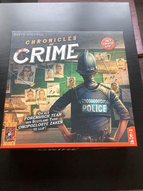 Chronicles of crime van 999 games, Hobby en Vrije tijd, Gezelschapsspellen | Bordspellen, Zo goed als nieuw, Een of twee spelers
