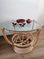 Mooi afgewerkte ronde salontafel in rotan met glazen blad, 50 tot 100 cm, Minder dan 50 cm, Rond, Ophalen of Verzenden