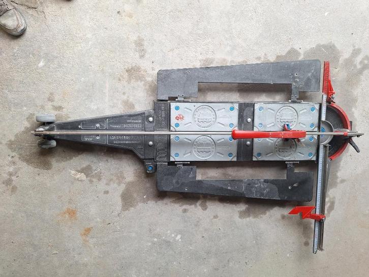 Tegelsnijder Monolit Master 131P5 131cm!!!! 20mm dik, Doe-het-zelf en Bouw, Tegels, Zo goed als nieuw, Overige typen, Overige materialen